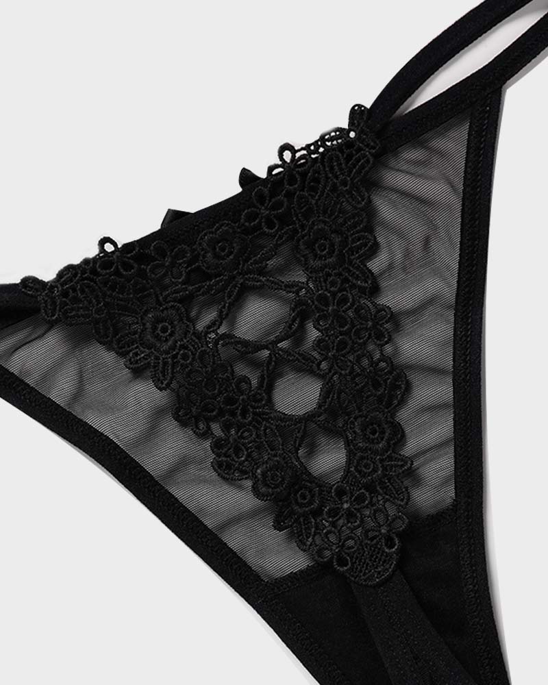 V-String-Höschen mit Spitzenbesatz aus Mesh
